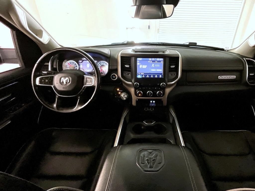 Used 2022 RAM 1500 Laramie AWD/4WD image 13