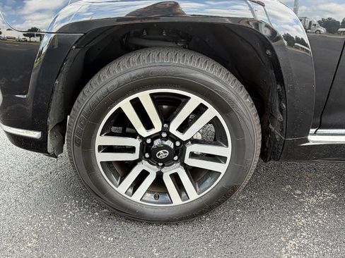 Used 2023 Toyota 4Runner Limited AWD/4WD image 9