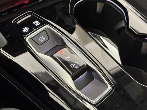 Used 2025 Audi Q5 Premium Plus w/ Premium Plus AWD/4WD image 21