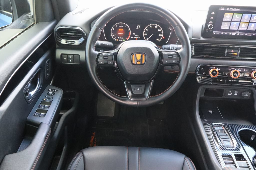 Used 2025 Honda Pilot TrailSport image 24