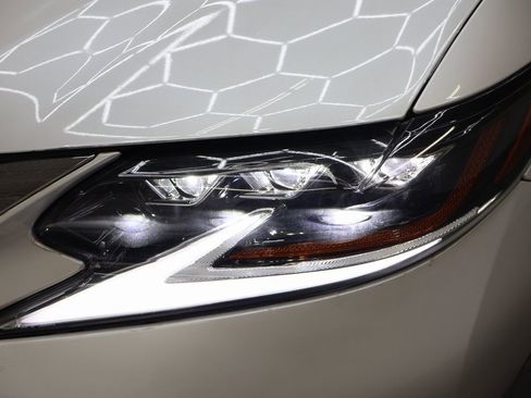 Used 2017 Lexus ES 350 image 28