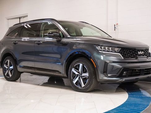 Used 2022 Kia Sorento EX FWD image 5