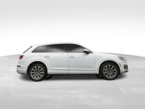 Used 2018 Audi Q7 3.0T Prestige image 47