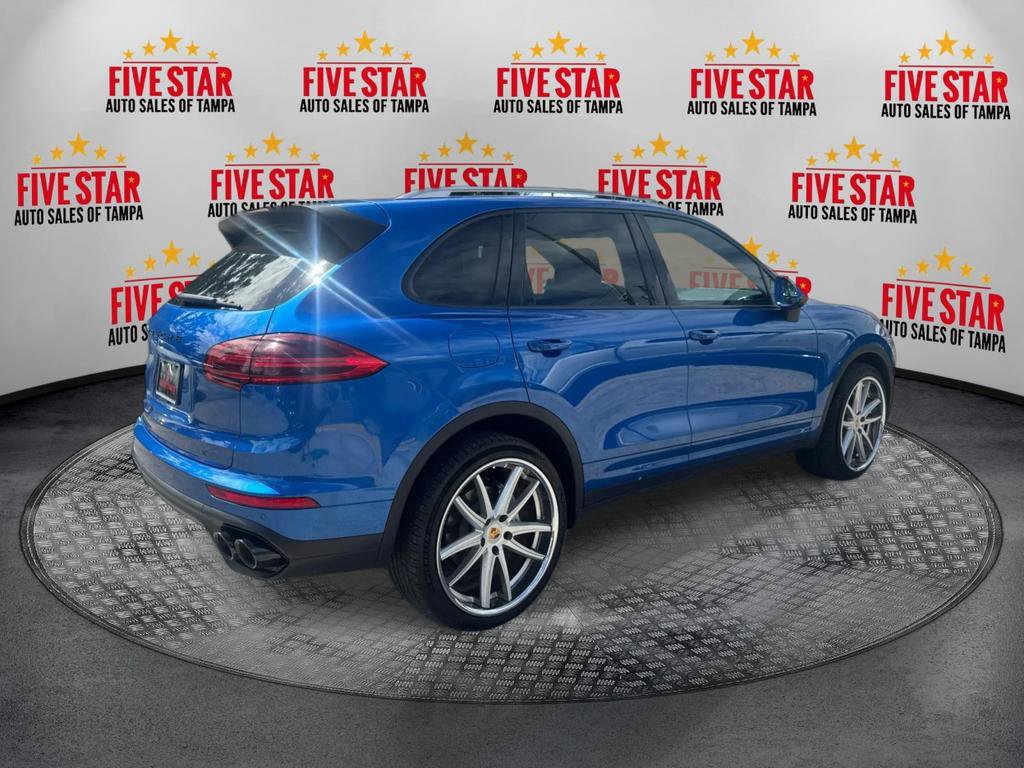 Used 2017 Porsche Cayenne S AWD/4WD image 7