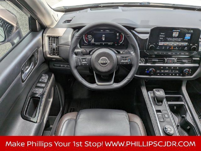 Used 2023 Nissan Pathfinder Platinum w/ Cargo Package AWD/4WD image 15
