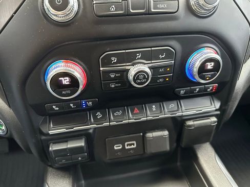 Used 2021 GMC Sierra 1500 AT4 image 26