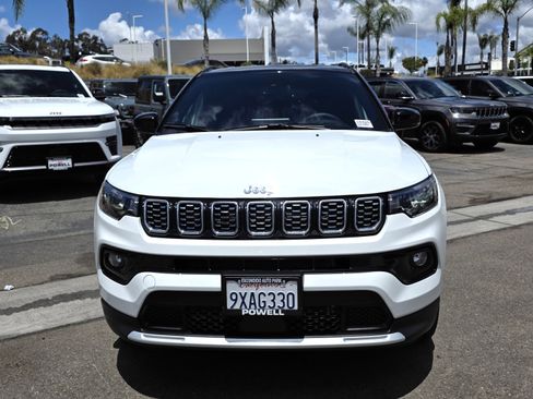 Certified 2026 Jeep Compass Limited AWD/4WD image 7