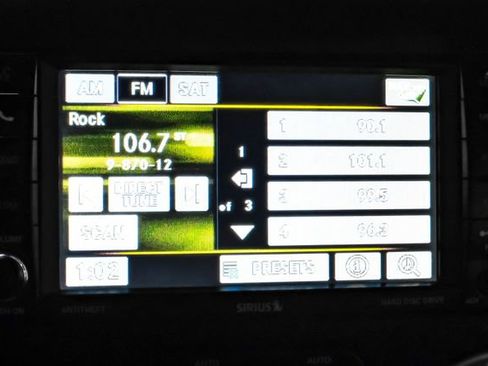 Used 2016 Jeep Wrangler Unlimited Rubicon w/ Connectivity Group image 22