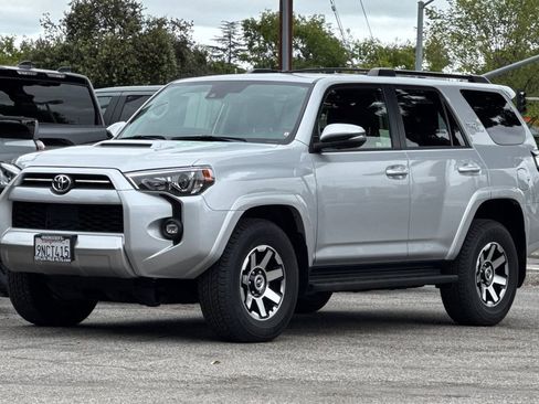 Certified 2024 Toyota 4Runner TRD Off-Road Premium w/ Moonroof Package AWD/4WD image 7