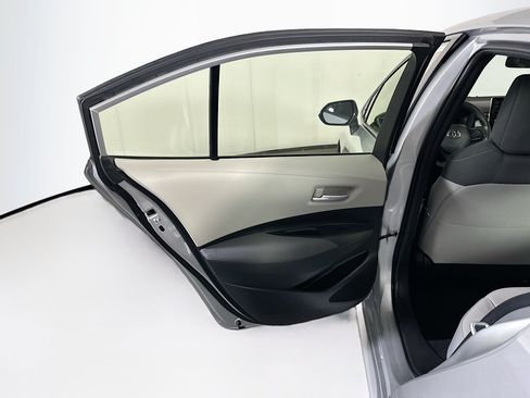 Used 2020 Toyota Corolla LE FWD image 24