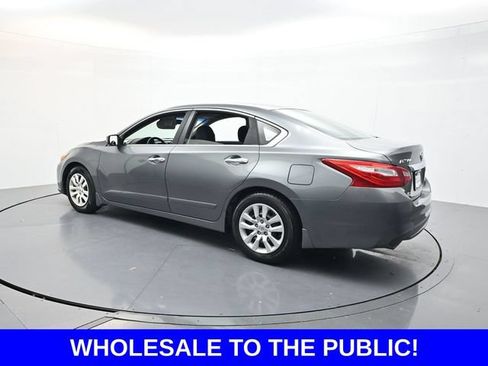 Used 2016 Nissan Altima 2.5 S w/ Power Driver Seat Package FWD image 5