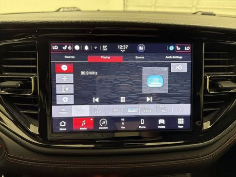 Used 2025 Dodge Durango R/T AWD/4WD image 13