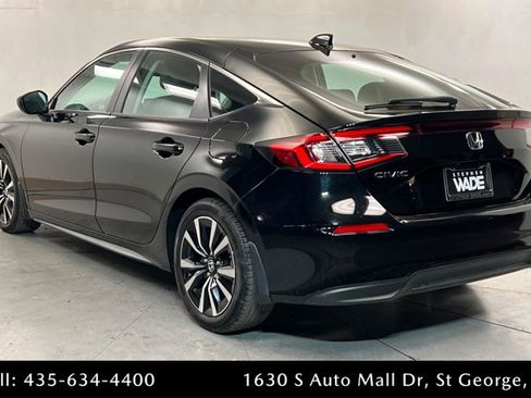 Used 2024 Honda Civic EX-L image 3