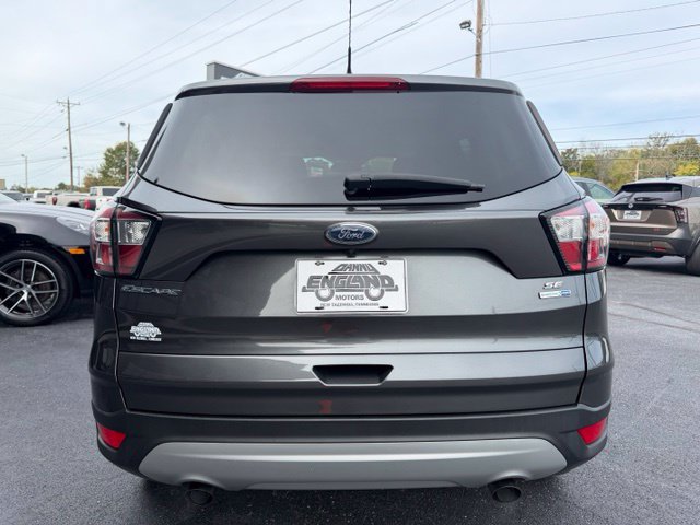 Used 2018 Ford Escape SE w/ SE Sync 3 Package AWD/4WD image 4
