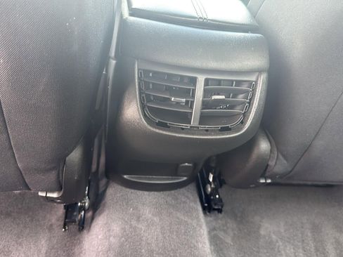 Used 2023 Chevrolet Malibu LT image 14