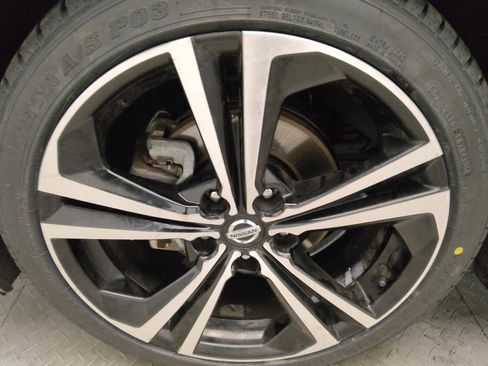Used 2021 Nissan Sentra SR FWD image 31