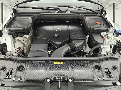 Certified 2024 Mercedes-Benz GLE 450e 4MATIC image 17