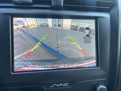 Used 2020 Ford Fusion SE w/ Equipment Group 151A FWD image 13