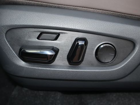 New 2026 Lexus RX 450h AWD image 30