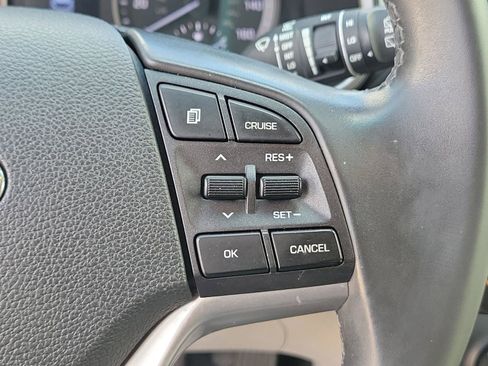 Used 2021 Hyundai Tucson Sport AWD/4WD image 30