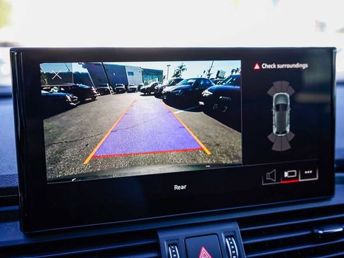 Used 2023 Audi Q5 2.0T Premium w/ Convenience Package image 24