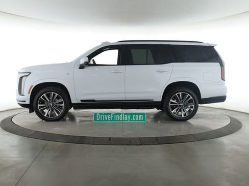 Used 2026 Cadillac Escalade Sport w/ Touring Package AWD/4WD image 9