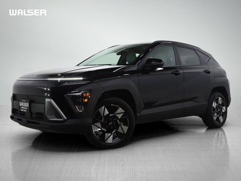 Used 2025 Hyundai Kona SEL image 1