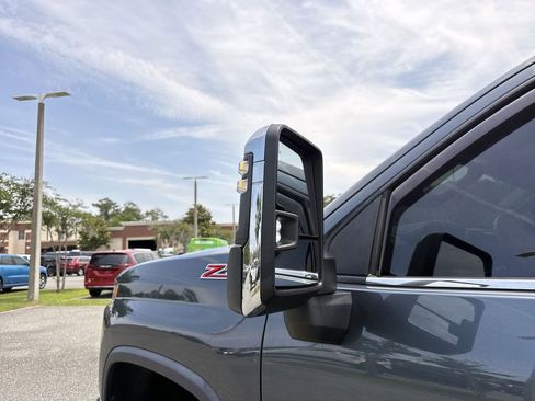 Used 2020 Chevrolet Silverado 2500 LTZ w/ LTZ Plus Package AWD/4WD image 12
