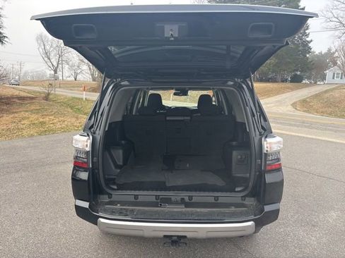 Used 2024 Toyota 4Runner TRD Off-Road image 6