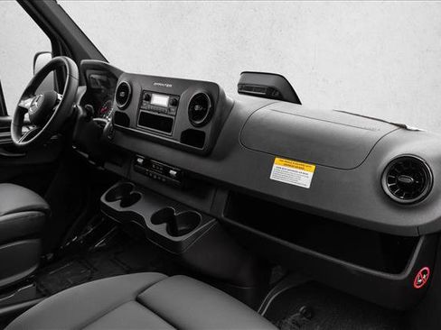 New 2026 Mercedes-Benz Sprinter 2500 image 24