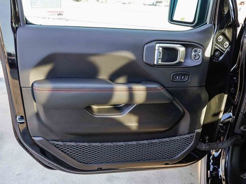 New 2026 Jeep Wrangler Unlimited Rubicon image 25