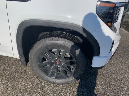 New 2026 GMC Sierra 1500 Elevation image 2