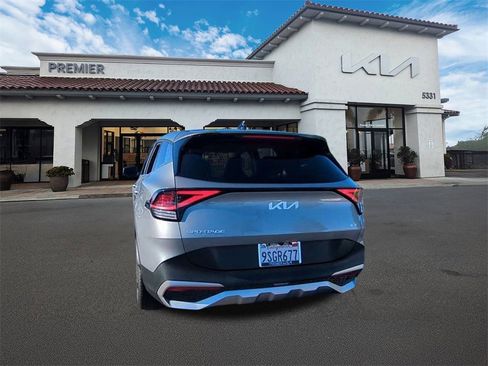 Certified 2025 Kia Sportage LX image 6