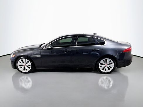 Used 2021 Jaguar XF R-Dynamic SE image 6