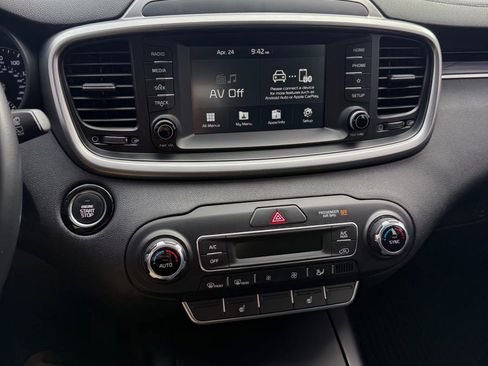 Used 2020 Kia Sorento S AWD/4WD image 17