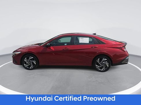 Certified 2025 Hyundai Elantra SEL FWD image 8