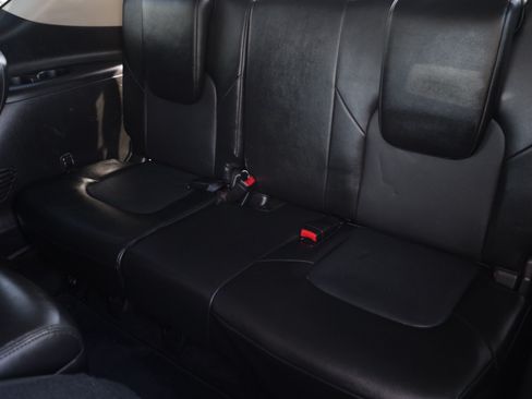Used 2021 Nissan Armada SL w/ Captain's Chairs Package AWD/4WD image 13
