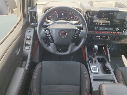 Used 2026 Nissan Frontier PRO-4X AWD/4WD image 10