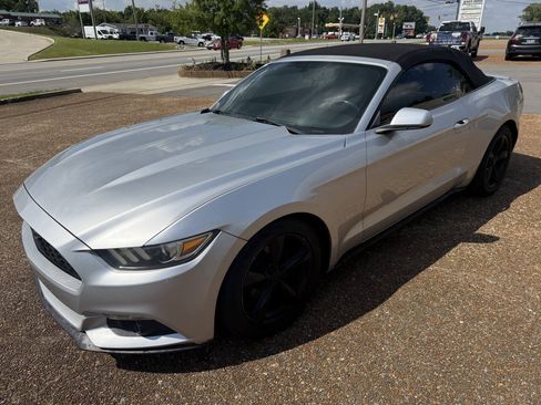 Used 2015 Ford Mustang Deluxe Convertible w/ Equipment Group 051A RWD image 2