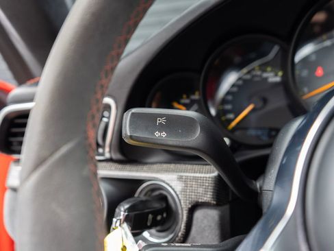 Used 2016 Porsche 911 GT3 RS RWD image 19