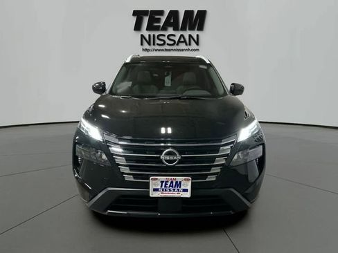New 2026 Nissan Rogue SV w/ Cold Weather Package AWD/4WD image 2