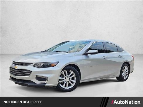 Used 2018 Chevrolet Malibu LT w/ Driver Confidence Package FWD image 1