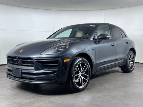 Certified 2026 Porsche Macan AWD/4WD image 1