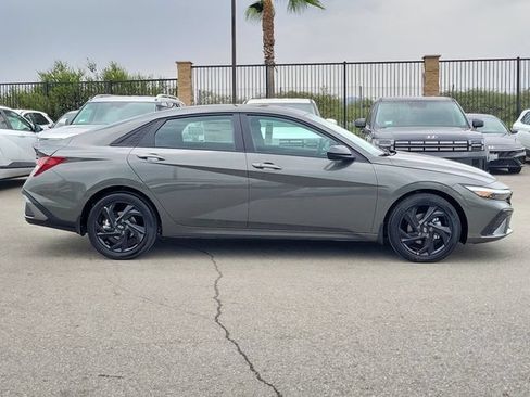 New 2026 Hyundai Elantra SEL Sport FWD image 33