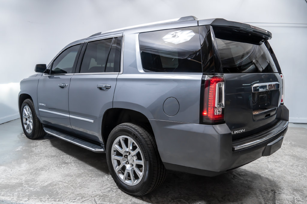 Used 2019 GMC Yukon Denali AWD/4WD image 2