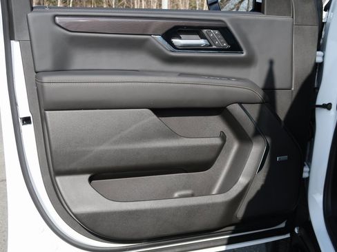 New 2026 GMC Yukon Elevation w/ Elevation Premium Package image 11