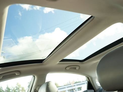 Used 2013 Hyundai Sonata Limited FWD image 25