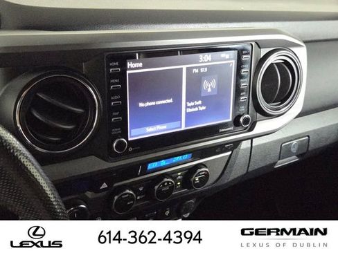 Used 2021 Toyota Tacoma TRD Sport w/ Technology Package AWD/4WD image 25