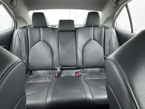Used 2023 Toyota Camry XSE image 11