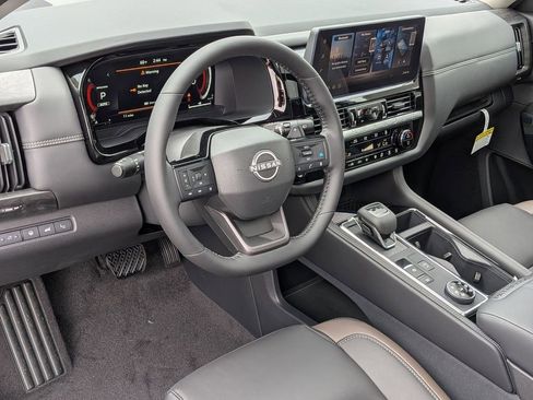 New 2026 Nissan Pathfinder Platinum AWD/4WD image 10